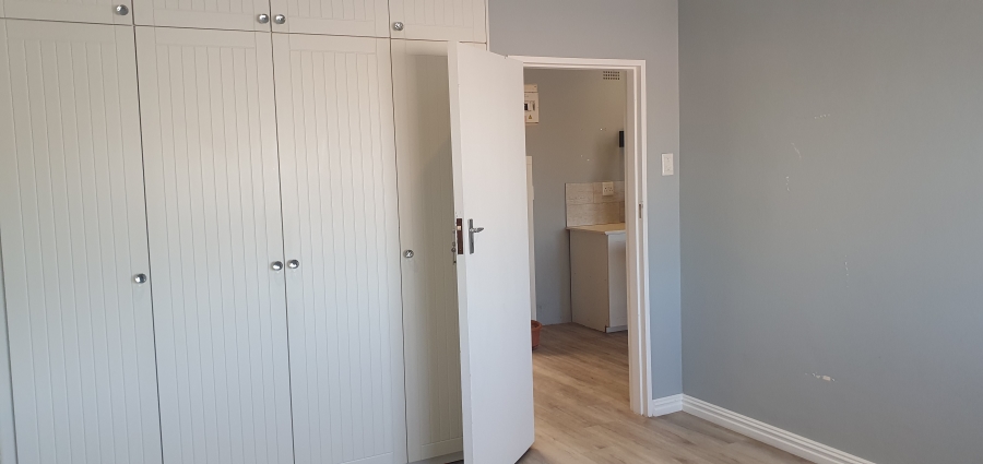 To Let 1 Bedroom Property for Rent in Northcliff Western Cape